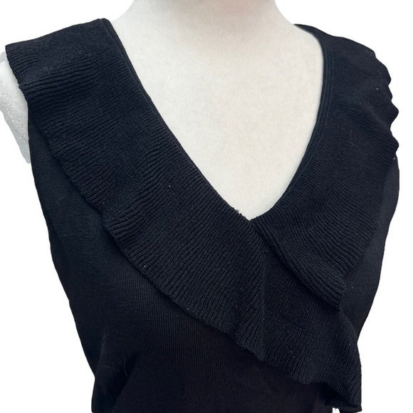 nygard Collection Knit Tank Top Black Ruffle Neckline Size S - Picture 3 of 9